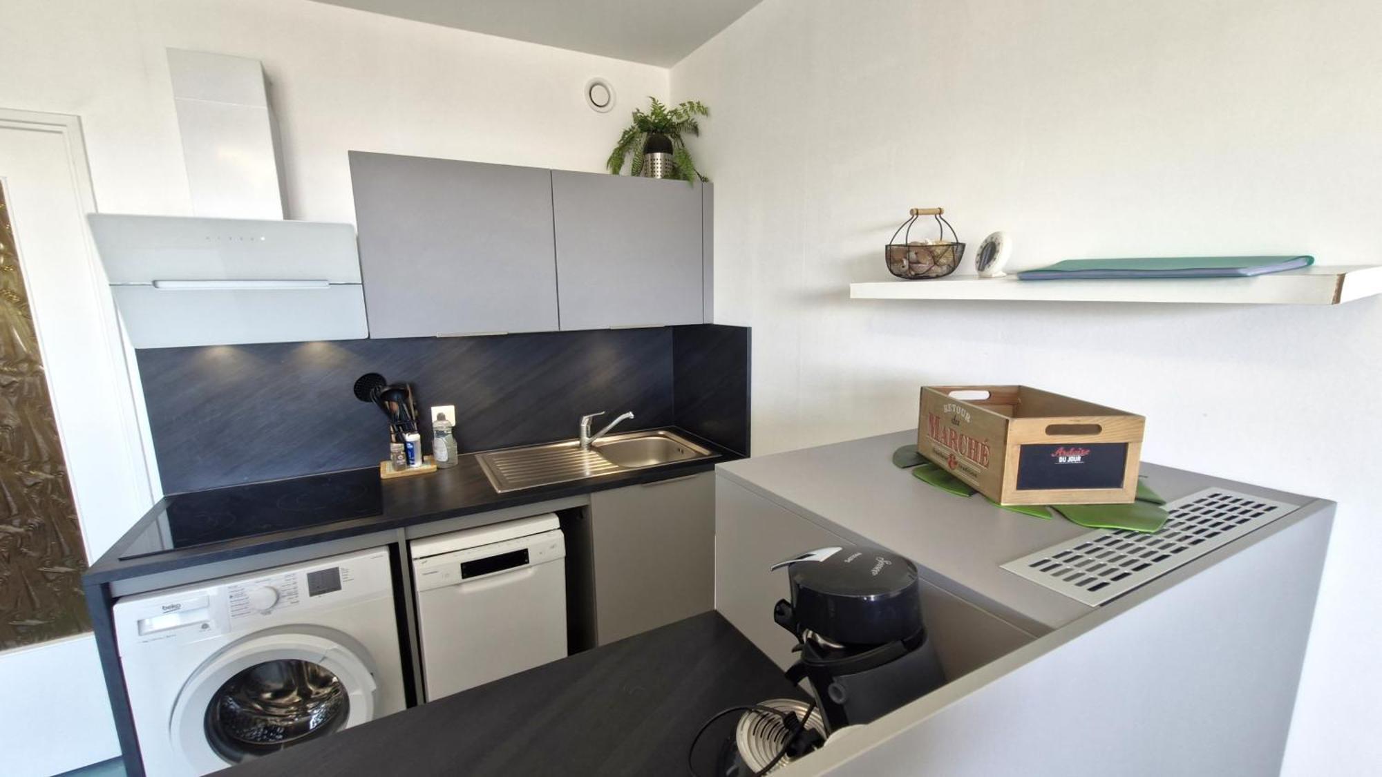 Saint Georges De Didonne - Pleine Vue Mer Pour Ce Studio Cabine Face A La Plage Luaran gambar
